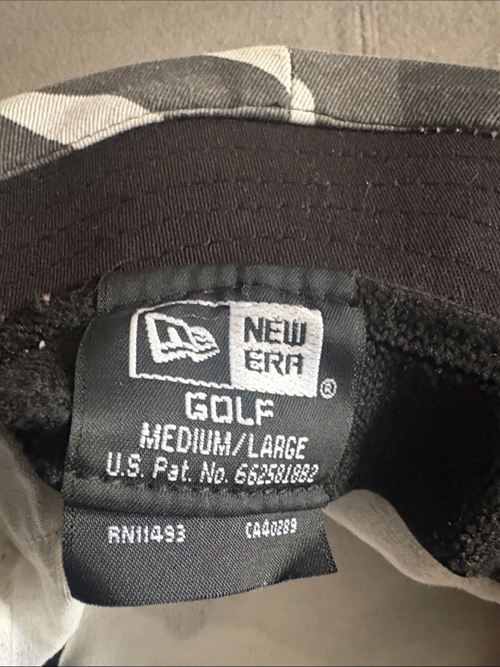 New Era Men's Camo Bucket Hat - Gray & White - Picture 4 of 4